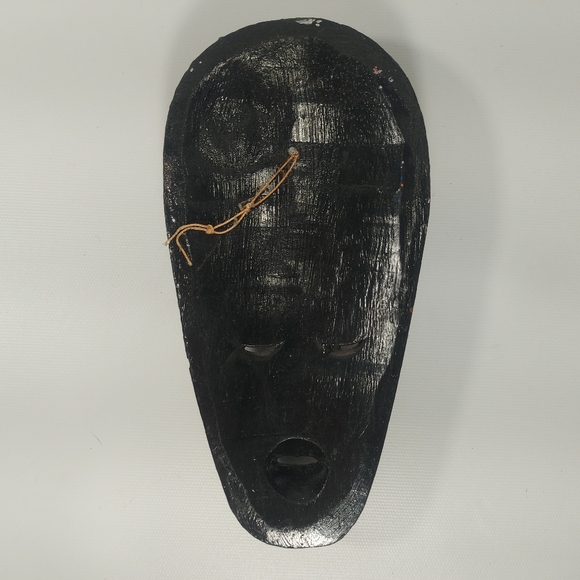 Colourful Painted Wood Small Wall Mask - Picture 5 of 7